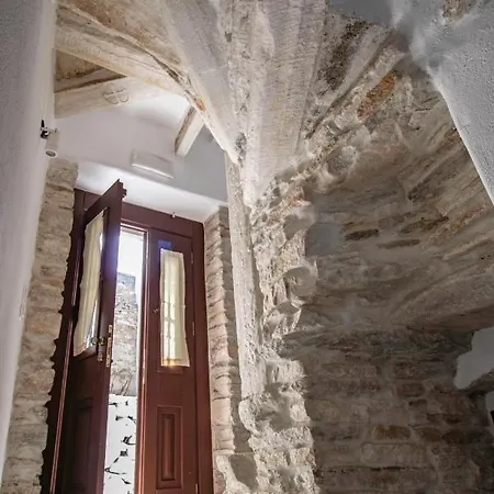 Platsa's House Апартаменты *